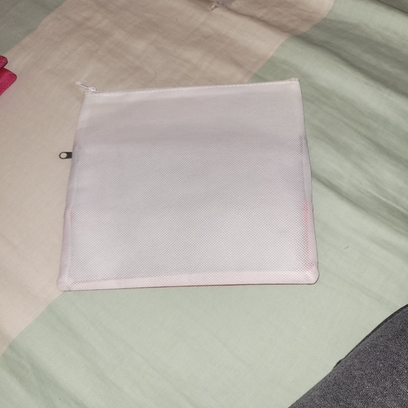 Pencil case - Picture 2 of 2